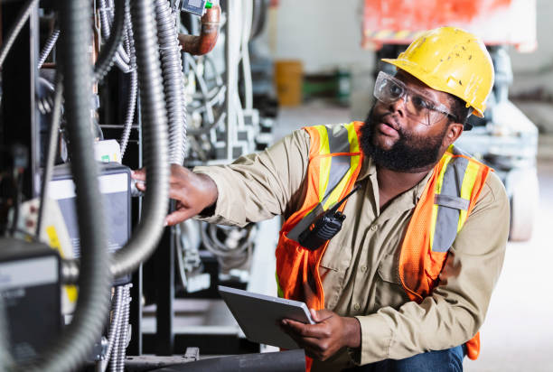 Best Electric Panel Repair  in West Ishpeng, MI